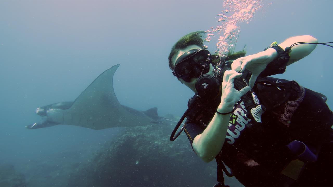 פדנגבאי Absolute Scuba Bali Dive Resort מראה חיצוני תמונה