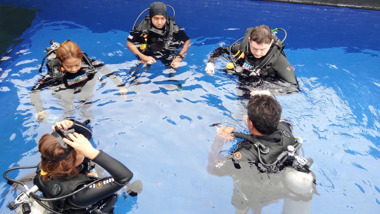 פדנגבאי Absolute Scuba Bali Dive Resort מראה חיצוני תמונה